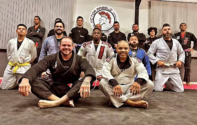 Aula de Jiu-Jitsu para adultos